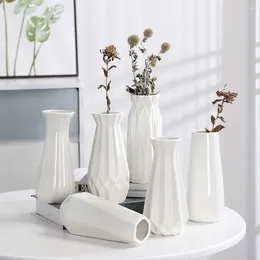 Vases Creative Simple Hydroponics Ceramic Dry Flower Arrangement Small Fresh Desktop Ornaments Vase Pot Storage Bottle