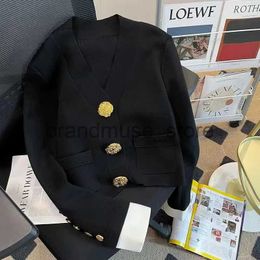 Women's Jackets 2023 Autumn Elegant V-neck Cardigan Sweater For Women Gold Buttons Long Sleeve Knitwear Tops Vintage Fashion Chic Ladies Jacket J231208