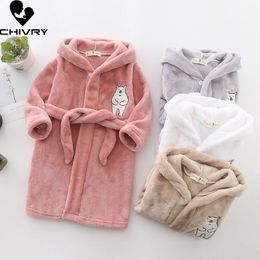 Towels Robes Autumn Winter Kids Hooded Bathrobe Baby Bath Robes Boys Girls Cartoon Rabbit Panda Flannel Pyjamas Long Sleeve Towel Robe 231208