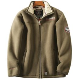 Men's Jackets 2023 Winter Warm Fleece Jacket Stand Collar Letter Embroidered Lambswool Outdoor Coat Plus Size Overcoat 231207