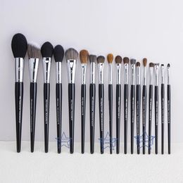 Makeup Brushes Makeup Brushes Set 18 Pcs Powder Foundation Cream Blush Contour Concealer Makeup Brush Make Up Eyeshadow Eyeliner Brow Brush 231202