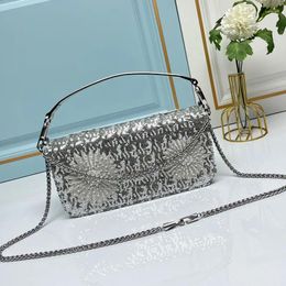 Evening Bags Embroidered Sequin Bag Hand Sewn Bead Flip Diamond Buckle Purse Dinner Party Clutch Wallet Chain Shoulder Crossbody