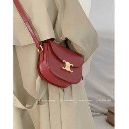 Legal Copy Deisgner Celins's Bags online shop Red bag genuine leather new 2023 fashion single shoulder saddle crossbody high-end Triumphal Arch tofu