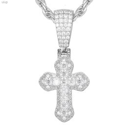 Iced Out Moissanite Hip Hop Cross Pendant for Necklace 925 Sterling Silver Fashion Jewelry