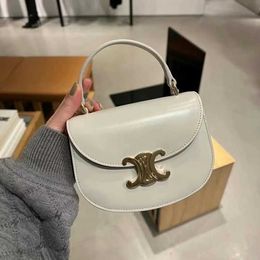 Legal Copy Deisgner Celins's Bags online shop 2023 Triumphal Arch Bag New Summer Mini High Quality Saddle Women's Crossbody One Shoulder Handbag