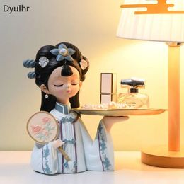 Decorative Objects Figurines DyuIhr Creative retro girl key Storage tray living room desktop storage ornaments resin crafts home decoration wedding gifts 231207