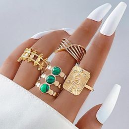 Cluster Rings Romantic Geometry Green Crystal Stone Finger For Women Men Luxury Wave Party Alloy Metal Jewelry Anillos 25303