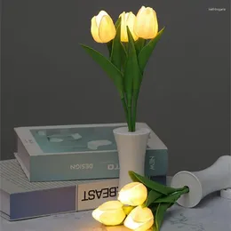 Table Lamps Flower Night Light Tulip Lamp Romantic Atmosphere Desk Creative Potted Bedside Decor For Bedroom/Bar/Restaurant