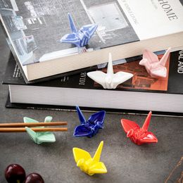 Japanese Ceramic Paper Crane Stick Rack Penholder Incense Burner Holder Chopstick Rest Table Decor For Kitchen Home Ornament LX6277