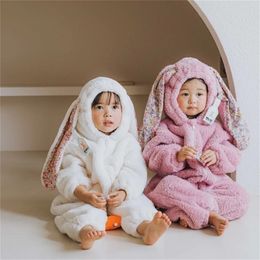 Rompers Spring Winter Baby Girls Boys Rabbit Romper Slouchy Zipper born Jumpsuit Hooded Pajamas Baby Boys Plush Homewear Outfits 231207