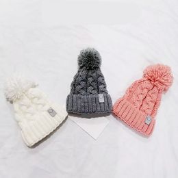 Novo designer de luxo gorro unissex outono inverno gorros chapéu de malha para homens e mulheres chapéus clássicos esportes crânio bonés senhoras casual ao ar livre boné quente