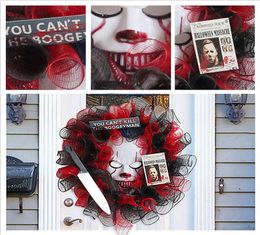 Door Hanging Scary Clown Wreath With Knife And Poster Front Halloween Door Hanger Round Outdoor Hanging Vertical Sign Nice Q08123271264