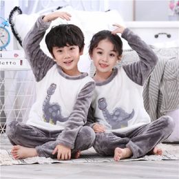 Pyjamas Flannel Pijama Family Matching Outfits Winter Long Sleeve Mommy and Kids Clothes Pyjamas Set Warm Flannel Boys Girl Homewear 231207