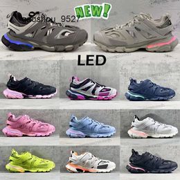 Shoe Trainer Nylon Womens Mens Casual balencaigalies Track 3 30 LED Sneaker balencigalies Lighted TessS Gomma leather Trainer Designer Printed Platfo Luxury 0RBQ