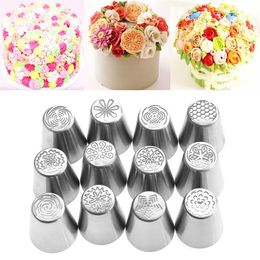 New 12 Pcs set Kitchen Sugarcraft Russian Icing Piping Nozzles Pastry Tips Stainless Steel Fondant Cake Decor With One Convertor247D