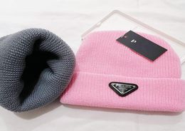 Knitted Hat Fashion Triangle P Letter Printing Cap Popular Warm Windproof Stretch Multicolor Highquality Beanie Hats Persona8965414