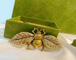 Vintage Designer Hair Clips Barrettes Full Crystal Swing Gold Copper Bee Charm Fashion Hair Accessories With Box Party Gift For Wo3430798