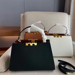 New Trend Womens Crossbody Genuine Cowhide Handbags Gold Hardware Brand Design Shopping Bags Ladies Totes Christmas Birthday Gift224C