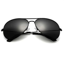 Vintage Pilot Sunglass Men Women 62mm Classic Desinger Sun Glasses Outdoor Driving UV400 Sunglasses with cases for Female Male241t