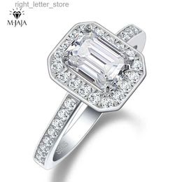 With Side Stones Solitaire Moissanite Rings 1ct Emerald Cut Engagement Ring for Women 925 Sterling Silver Lab Diamond Wedding Band Fine Jewellery YQ231209