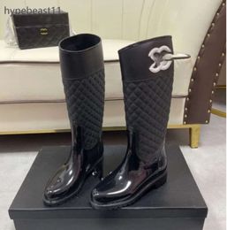 Brand Designer Welly Boots Rain boots designer platform Letter Ringer fashion black but knee long