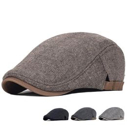 Berets Big Size sboy Cap Men Winter Wool Thick Warm Vintage Herringbone Casual Stripe Berets Gatsby Flat Hat Peaked Cap Adjustable272P