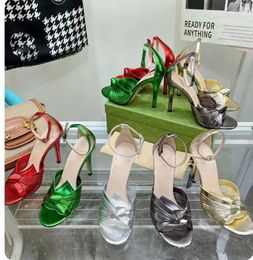 Famous Shoes Women Sandals New Tops Stiletto Heel Dress Dinner Shoes Luxury Designer Sandals top high street shoe black red green size 35-41 Patent Leather Famous Shoe