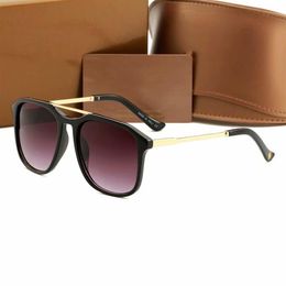 New Brand Designer Eye-catching Sunglasses Womens Men Sun Glasses Female Driving Eyewear Vintage Sun Glasses UV Goggles shippi2671