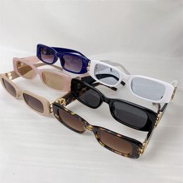 Sunglasses Fashion Small Rectangle Bb Logo Women Men 2022 Brand Design Ladies Skinny Outdoor Shopping Shade Retro309d