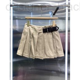 Skirts designer jeans P Family's 23 Autumn and Winter New Style Age Reducing Triangle Elevation Waist Slimming Pleated Skirt Half skirt RY2E