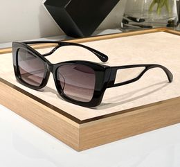 Cat Eye Sunglasses Black Grey Gradient Women Designer Shades Sunnies Gafas de sol UV400 Eyewear with Box