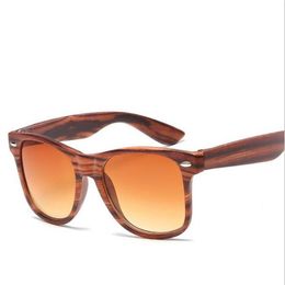 Fashion Wood Grain Sunglasses Women Summer Style Vintage Sun Glasses High Quality Brand Square Eyewear Rivets Coating Glasses 12pc2535