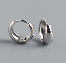 Letter Design Earrings Circle Simple New Fashion Stud Womens Hoop Earring for Woman High Quality 2 Color5697867