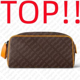 TOP M44494 DOPP KIT TOILET POUCH Toiletry Kits Designer Handbag Purse Hobo Clutch Satchel Messenger Cosmetic Travel Bag214V