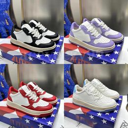 Designer Medalist Sneakers Men Women Action Two-Tone Shoes Leather Suede Low USA Mens Casual Outdoor Trainers Size 36-44