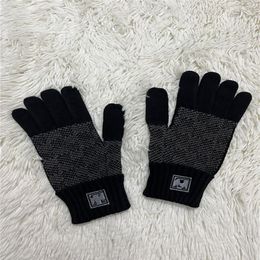 NEW Warm Knitted Winter Five Fingers Gloves For Men Women Couples Students Keep warm Full Finger Mittens Soft Even mean293T