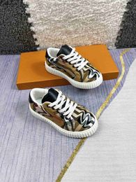 Luxury kids designer shoes high quality baby Casual shoe Size 26-35 Cross stripe design girls boys Sneakers Dec05