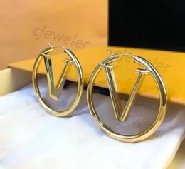 Charm Studs earrings aretes Fashion letter V Ljia gold hoop earrings for lady Women Party Wedding Lovers gift engagement Jewelry for Bride With box cjeweler2