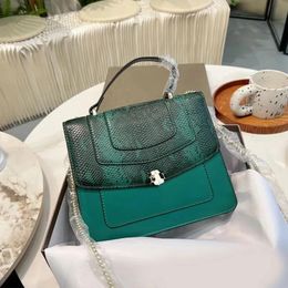 Re-Edition 2024 Designer bag KADAR Wholesale Tote Bag Nylon Canvas Hobo Luxury Handbags Shoulder Bags Chest Pack Lady Chains Top Quality Purse Messenger Wallet