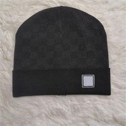 2022 Fashion high-quality beanie unisex knitted hat classical sports skull caps ladies casual outdoor warm for man's182U
