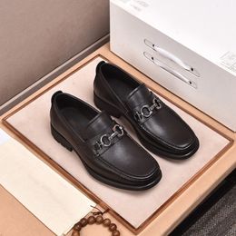 4model Brand Leather Men Shoes Luxury Brand Casual Shoes Men Designer Dress Shoes Slip on Formal Loafers Men Moccasins Homme Men Boat Shoes