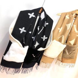 2022 new designer cashmere pocket scarf autumn and winter warm rabbit hair pocket shawl wear2221