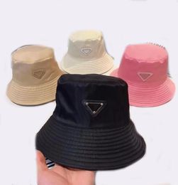 Designer fitted hats bucket hat winter men cap prevent sun summer travel luxury ornaments for boy girls popular style black white 3718336