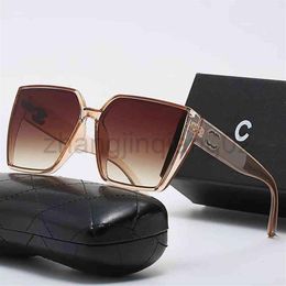 Designer Channel Sunglass Cycle Luxurious Fashion Brands Woman Mens Small With Diamond Square Sunshade Crystal Shape Sun Glasses F261o