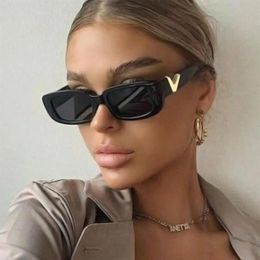 Womens Sunglasses Trendy Frame Rectangle Glasses Vintage Retro Mens Womens Vacation Accessories 2022212o