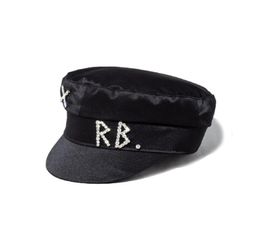 Simple Rhinestone RB Hat Women Men Street Fashion Style Newsboy Hats Black Berets Flat Top Caps4572367