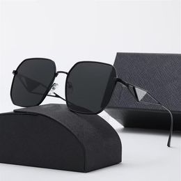 Classic Cool Timeless Black Sunglasses for Men and Women Style You need a pair of fashionable glasses2412