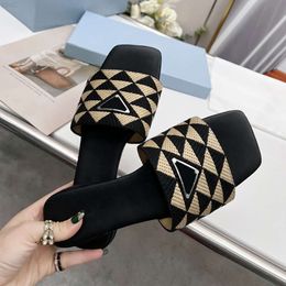 Top With Box Designer Slipper Womens Sliders Black Embroidery Sandal Platform Slippers House Slide Flat Mule Cotton Flip Flops Summer Beach Rubber Sole