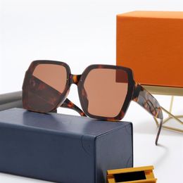 5 Styles fashion sunglasses for Men V Women Sunglasse with Large black brown frame legs UV400 Polarised Lenses2319