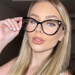 Sunglasses Designer Reading Glasses Women 2022 TR90 Anti Blue Light Blocking Cat Eye Frame255p